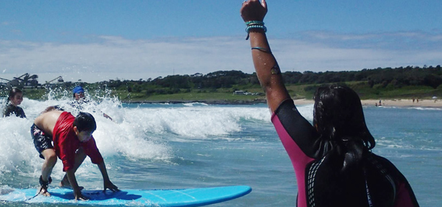 refugee_surf1