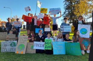 Local leaders step up as country community calls for action on climate