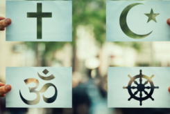 How should Christianity respond to the World Religions?