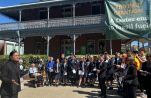 Faith Communities Call for Fossil Fuel Phase Out